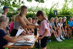 PIC09513